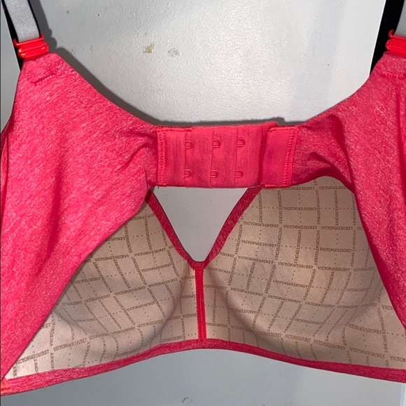 Victoria’s Secret Bra pink 36C No wires interchangeable straps - Picture 5 of 7